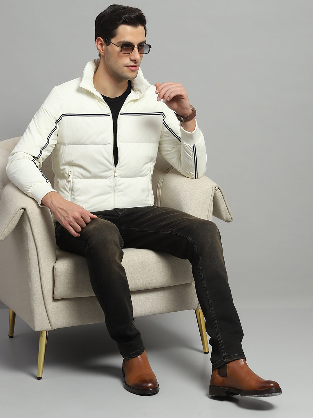 Luxuria Men Off White Solid Detachable Hood Full Sleeve Jacket