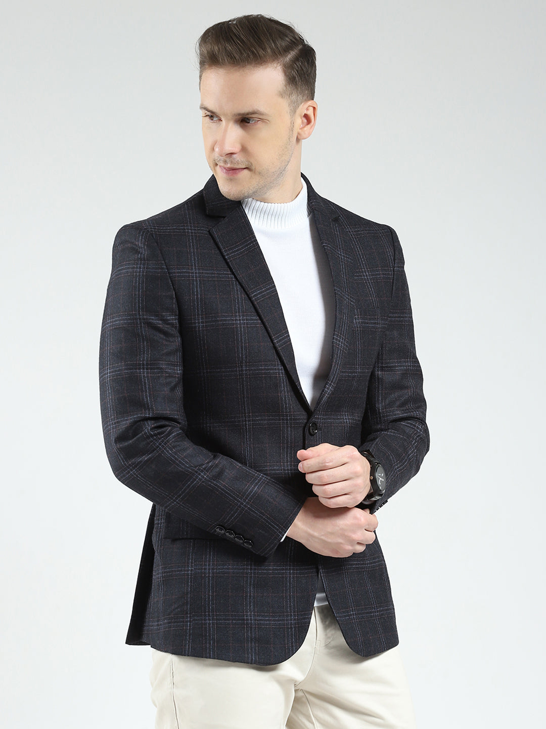 Luxuria Men Black Solid Notch Lapel Collar Full Sleeve Blazer