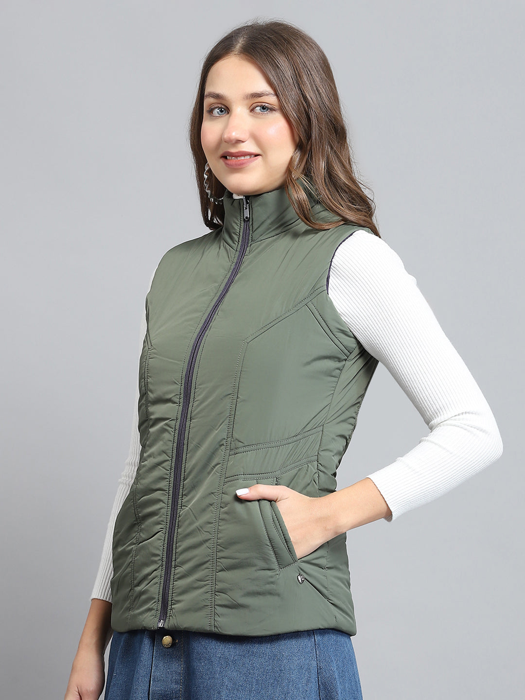 Women Purple Solid Mock Neck Sleeveless Reversible Jacket