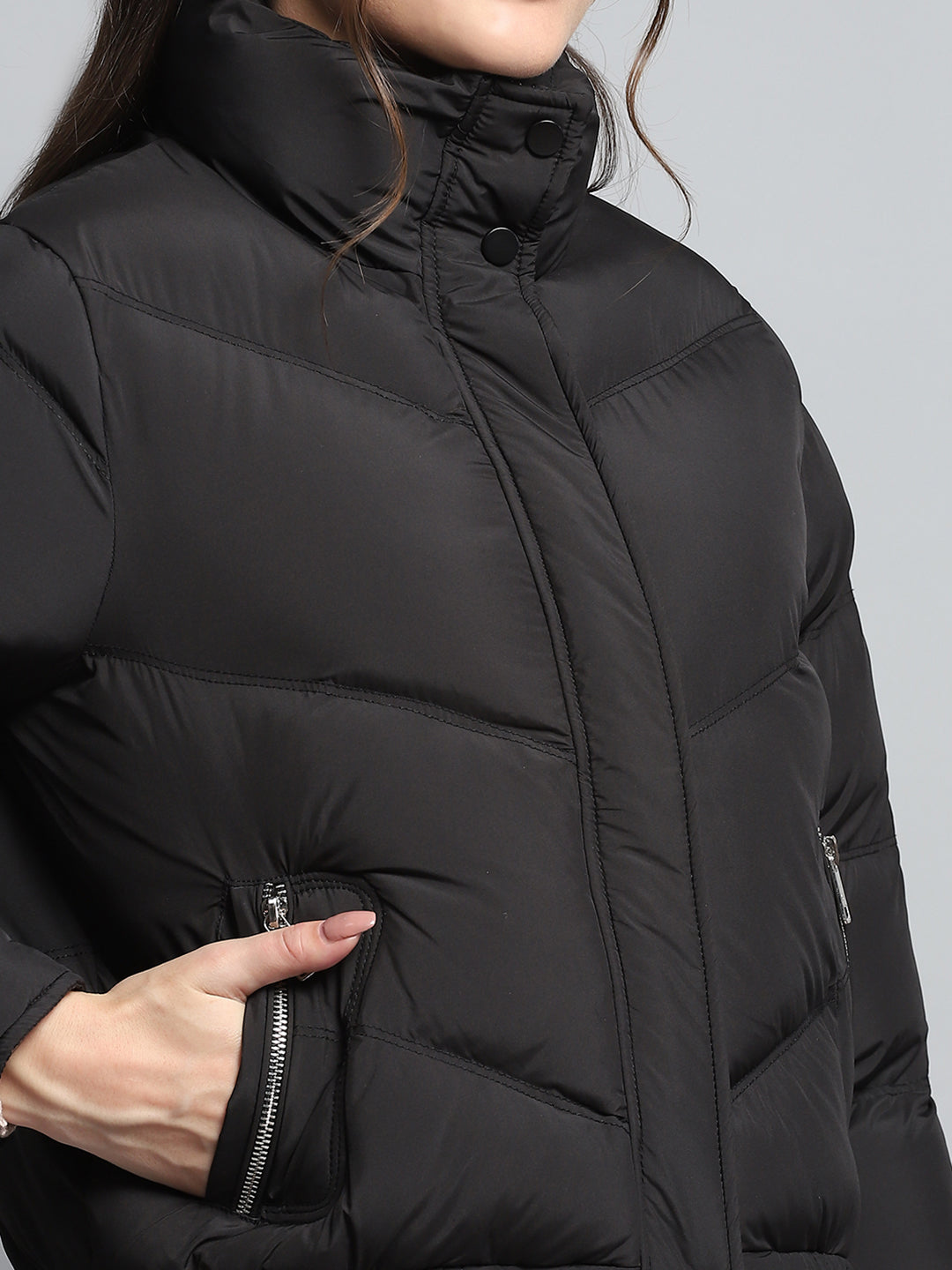 Women Black Solid Mock Neck Full Sleeve Jacket