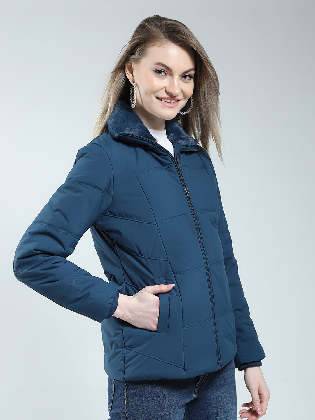 Women Teal Blue Solid Collar Full Sleeve Jacket