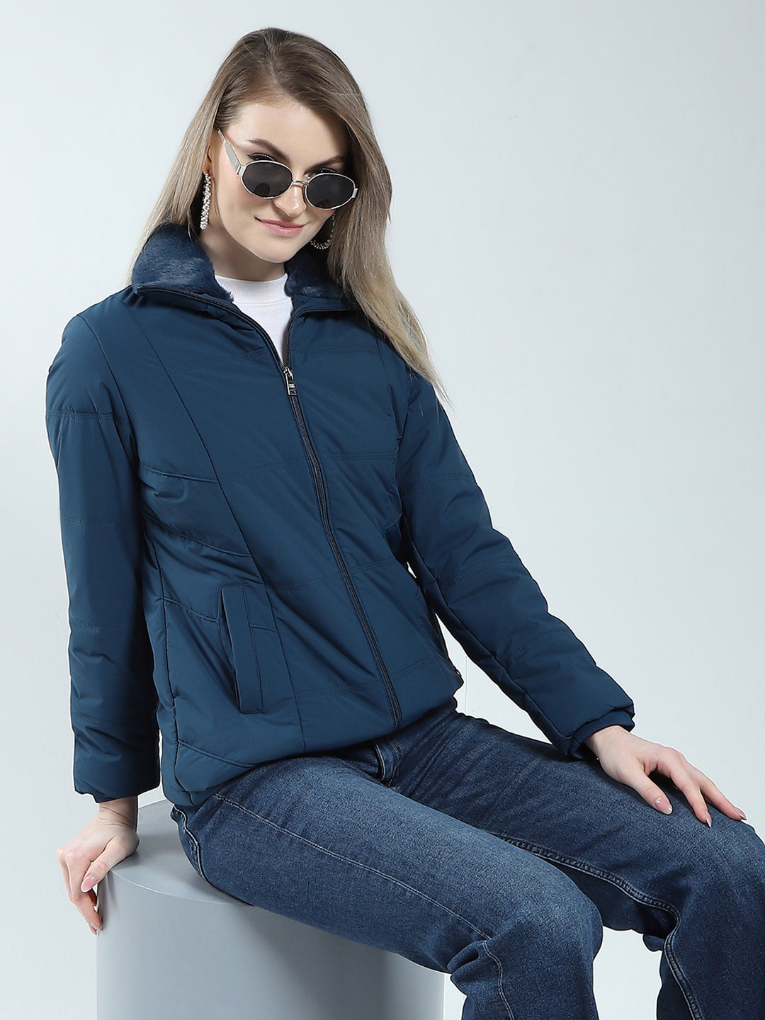 Women Teal Blue Solid Collar Full Sleeve Jacket