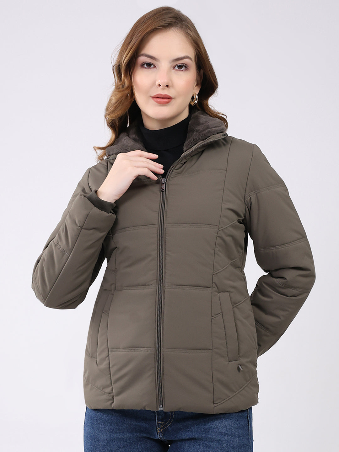 Women Grey Solid Collar Full Sleeve Jacket