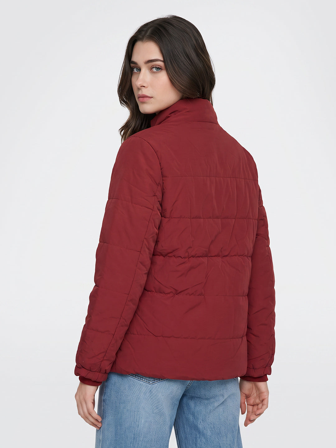 Women Maroon Solid Collar Full Sleeve Puffer Jacket