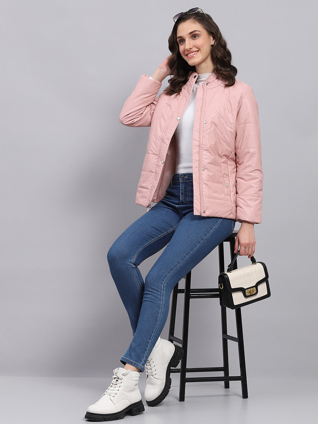 Women Pink Solid Collar Full Sleeve Puffer Jacket