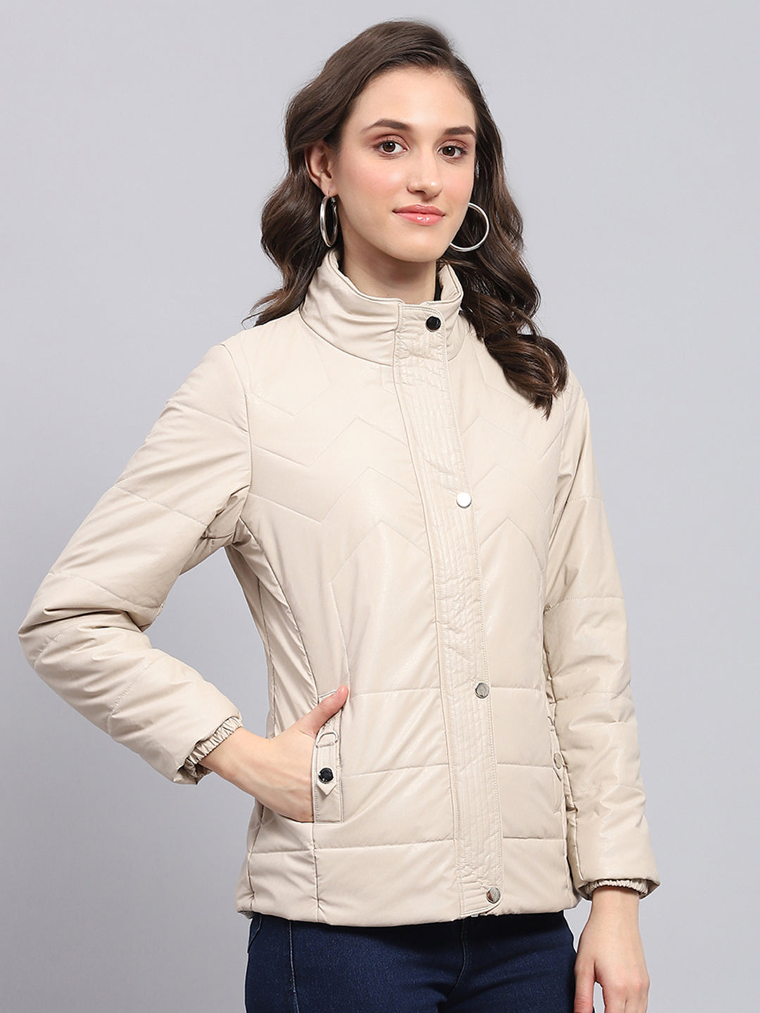 Women Beige Solid Collar Full Sleeve Puffer Jacket