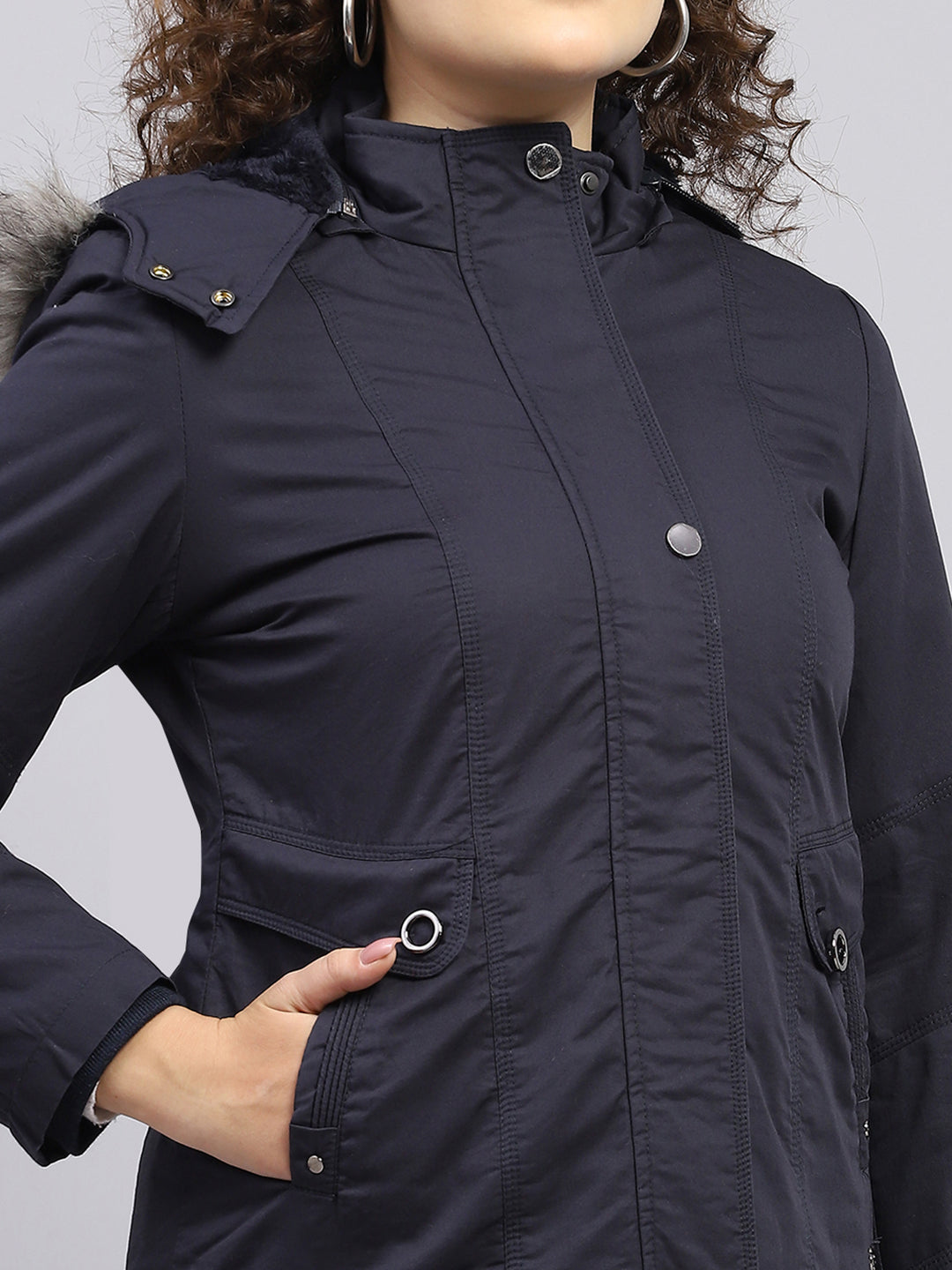 Women Navy Blue Solid Hooded Full Sleeve Jacket