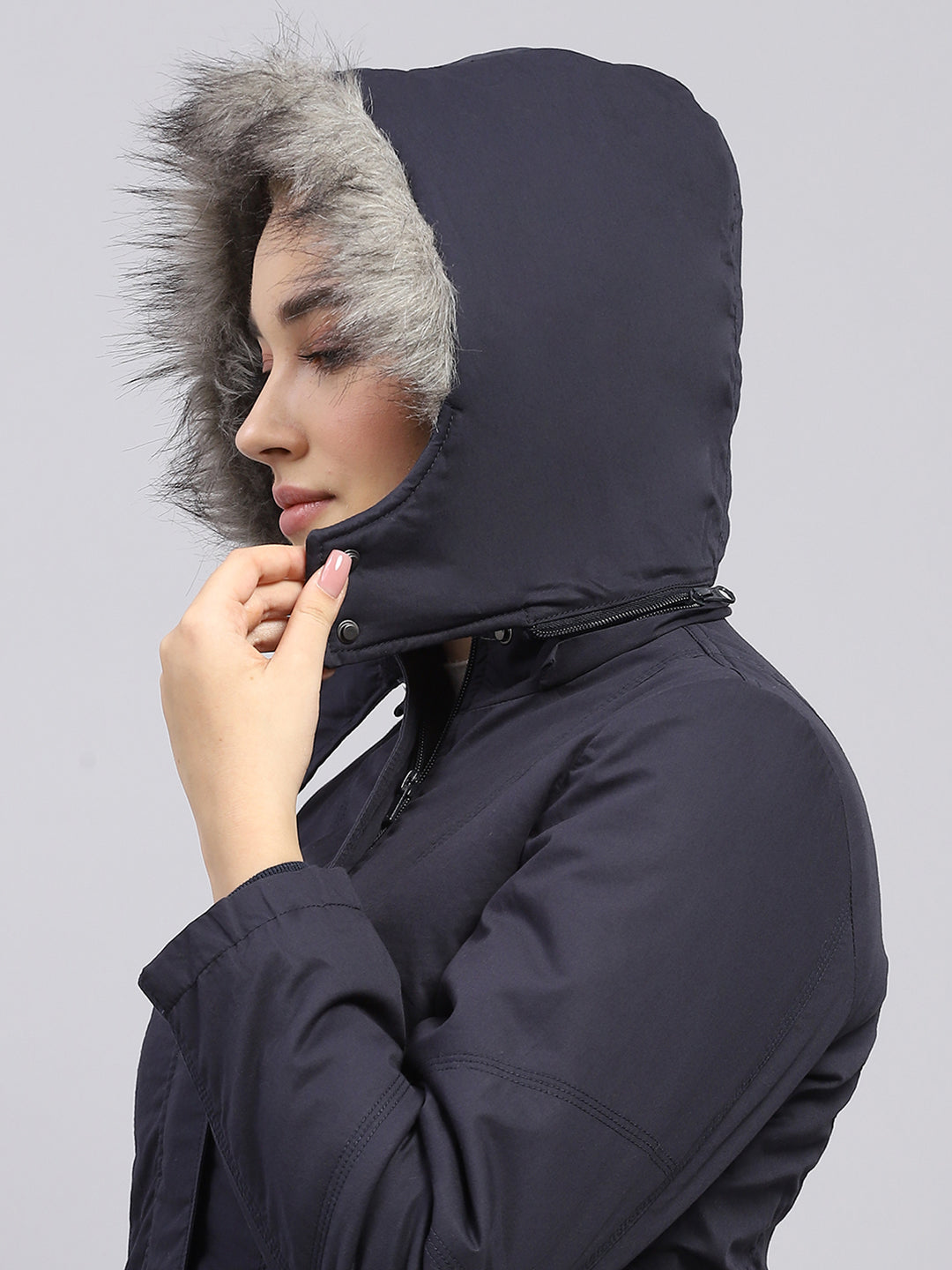 Women Navy Blue Solid Hooded Full Sleeve Jacket