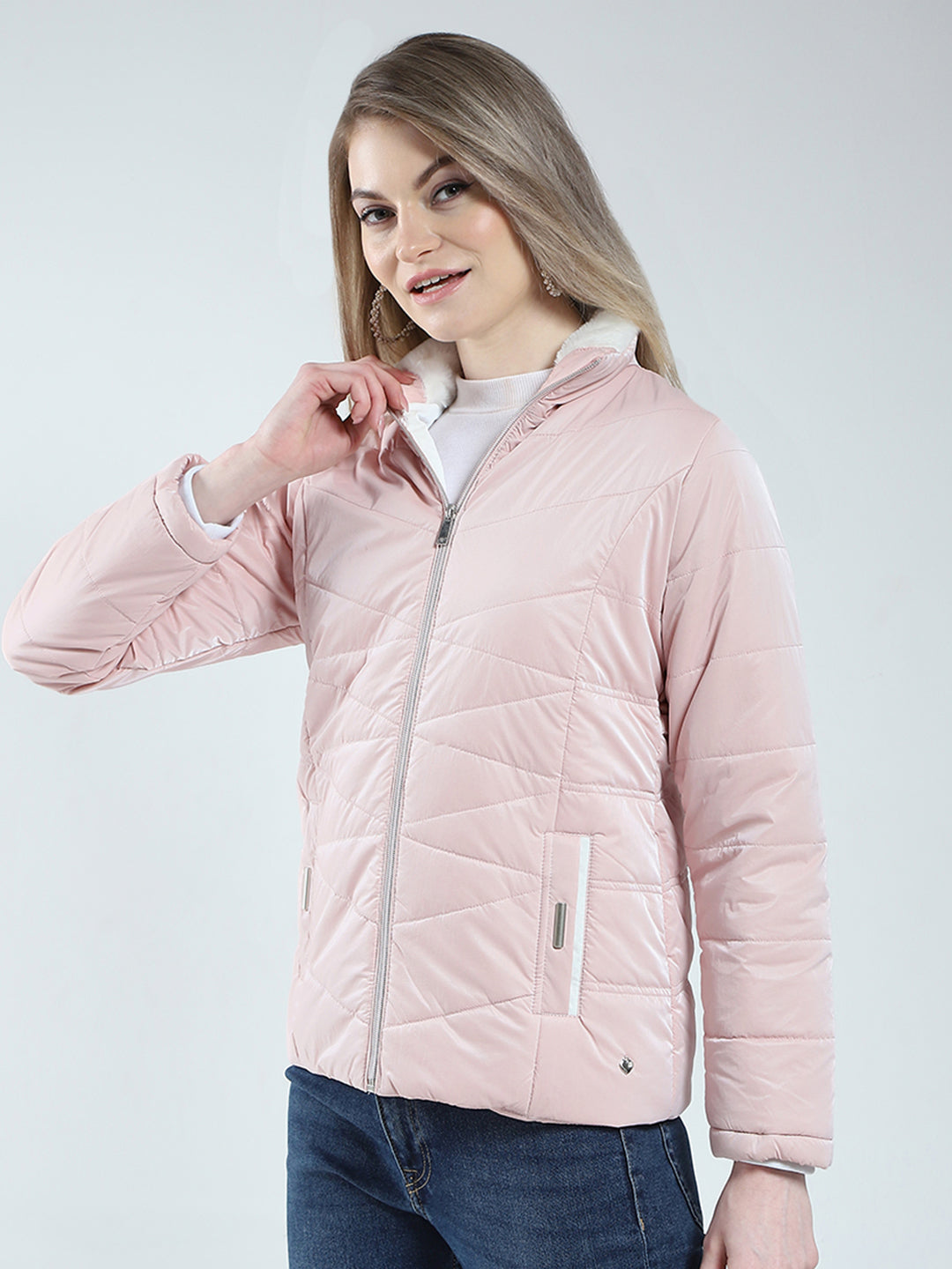 Women Pink Solid Mock Neck Full Sleeve Jacket