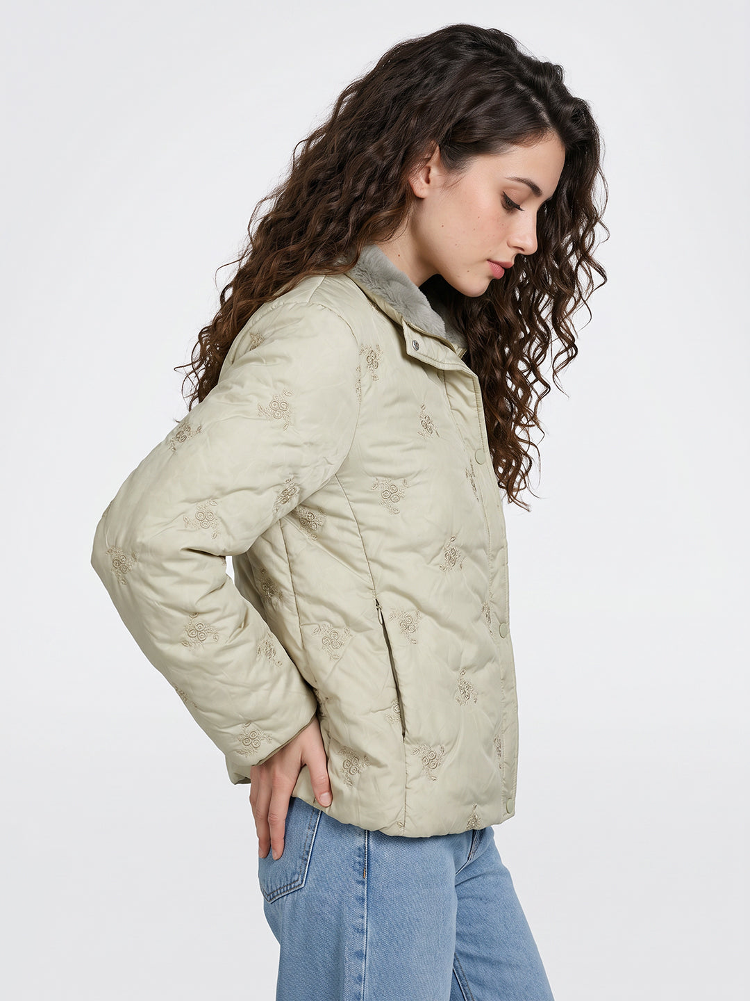 Women Green Embroidered Stand Collar Full Sleeve Puffer Jacket
