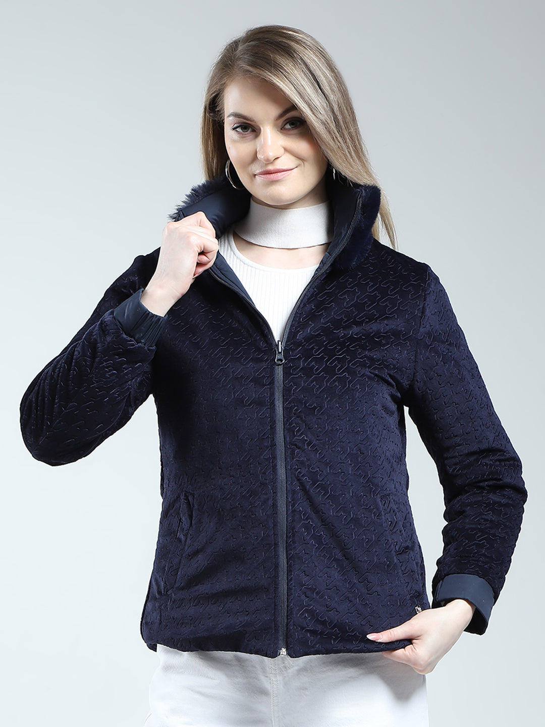 Women Navy Blue Solid Mock Neck Full Sleeve Reversible Jacket
