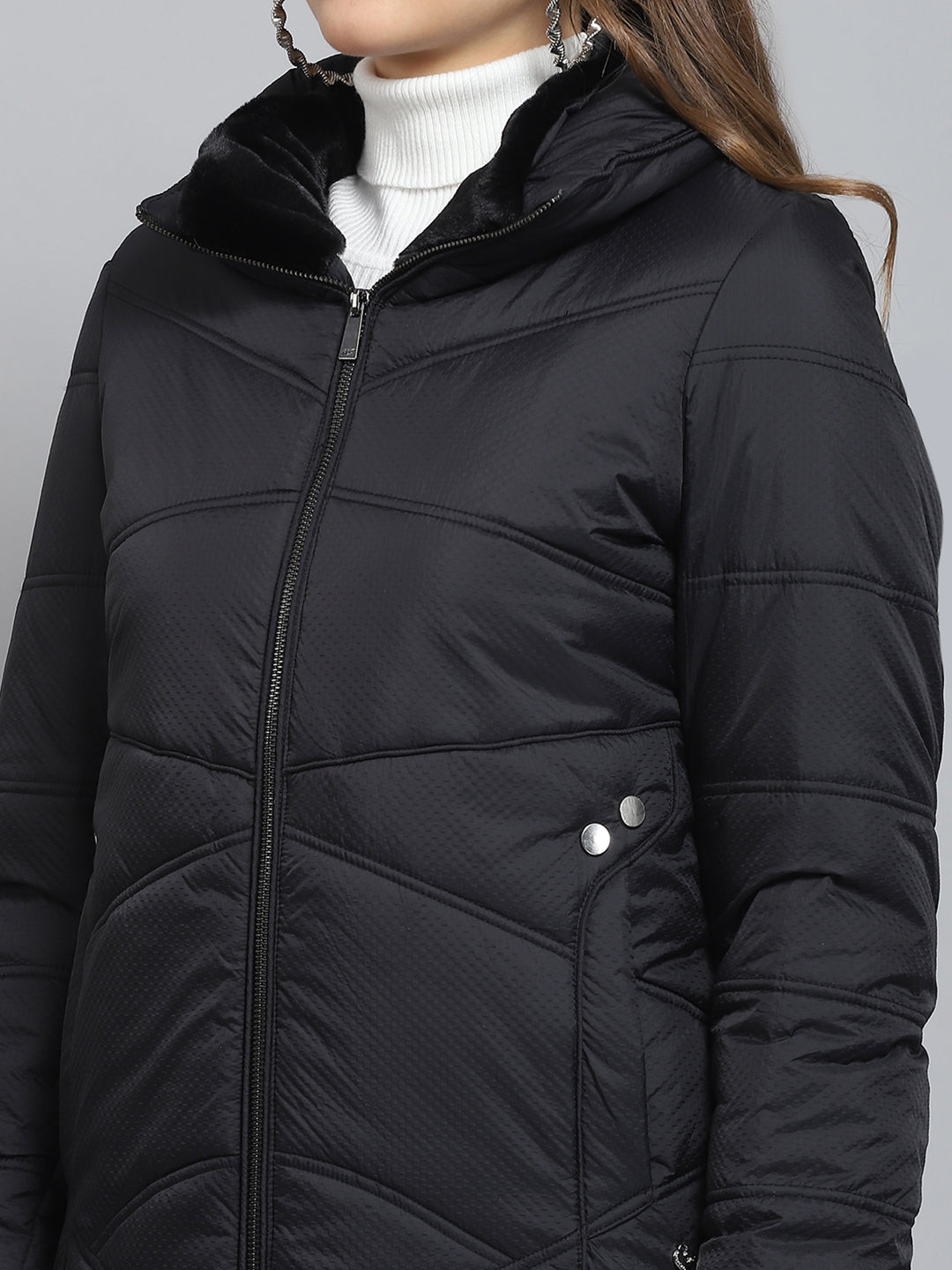 Women Black Self Design Collar Full Sleeve Jacket