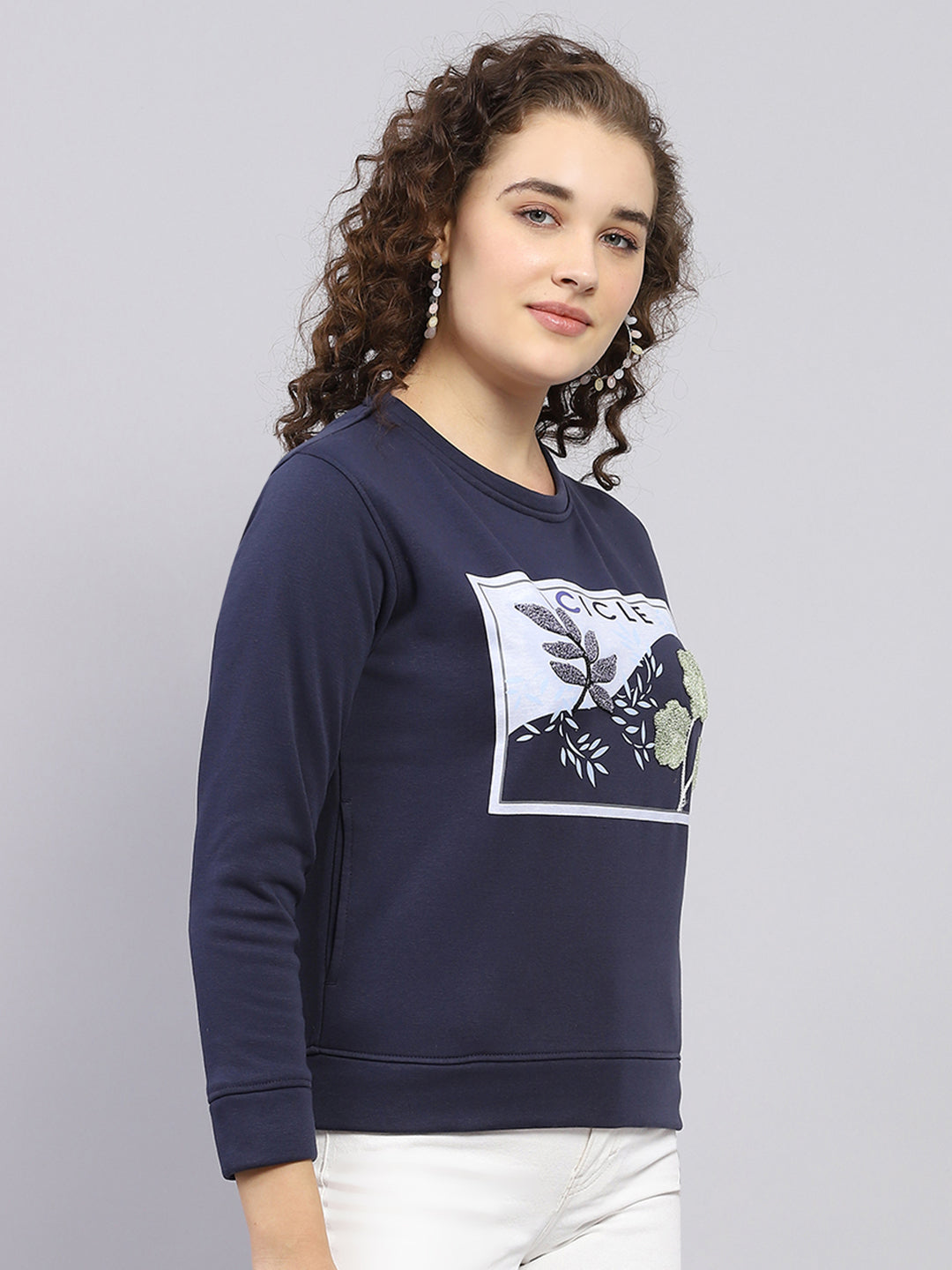 Women Navy Blue Printed Round Neck Full Sleeve Sweatshirt