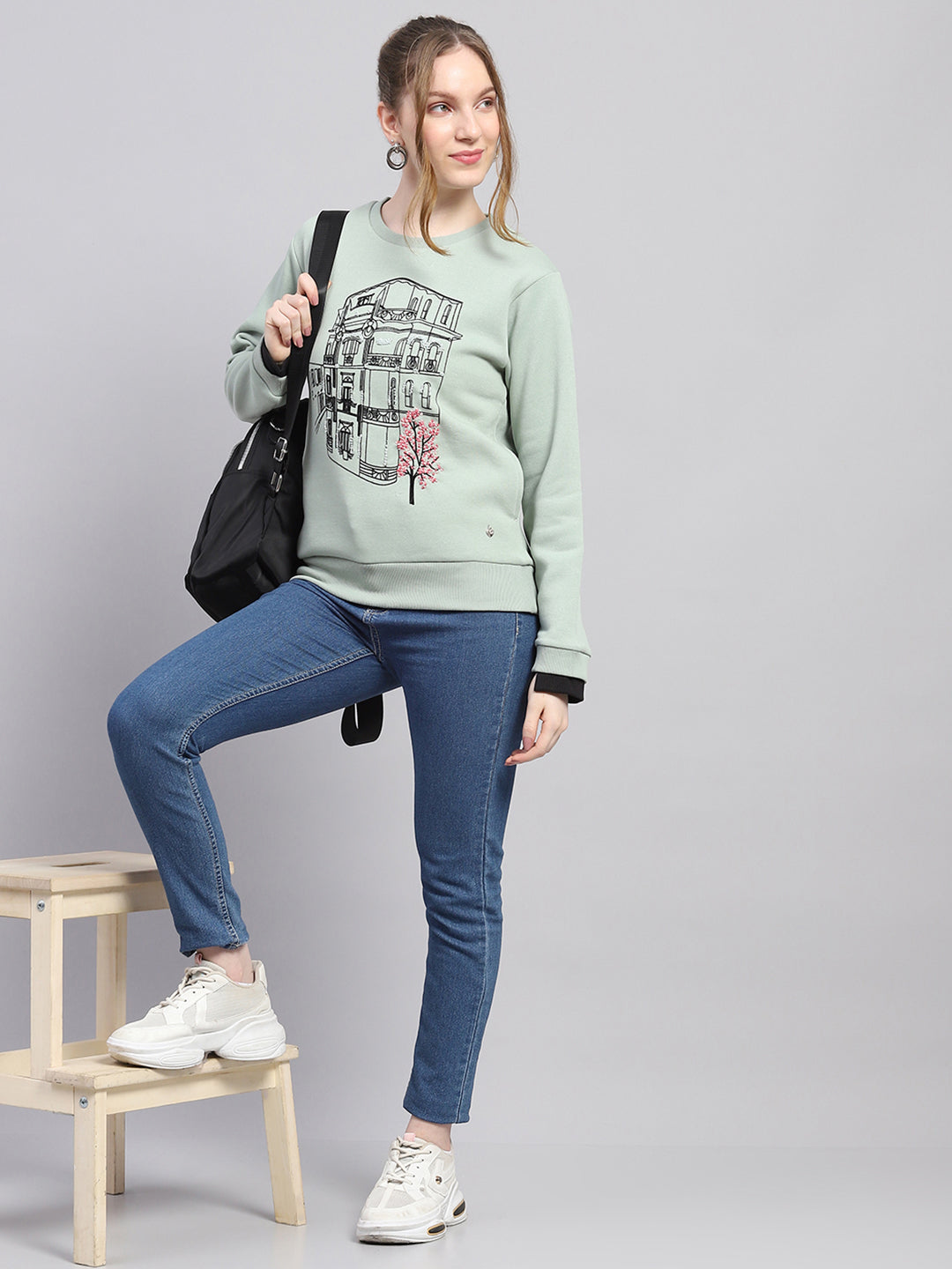 Women Green Printed Round Neck Full Sleeve Sweatshirt