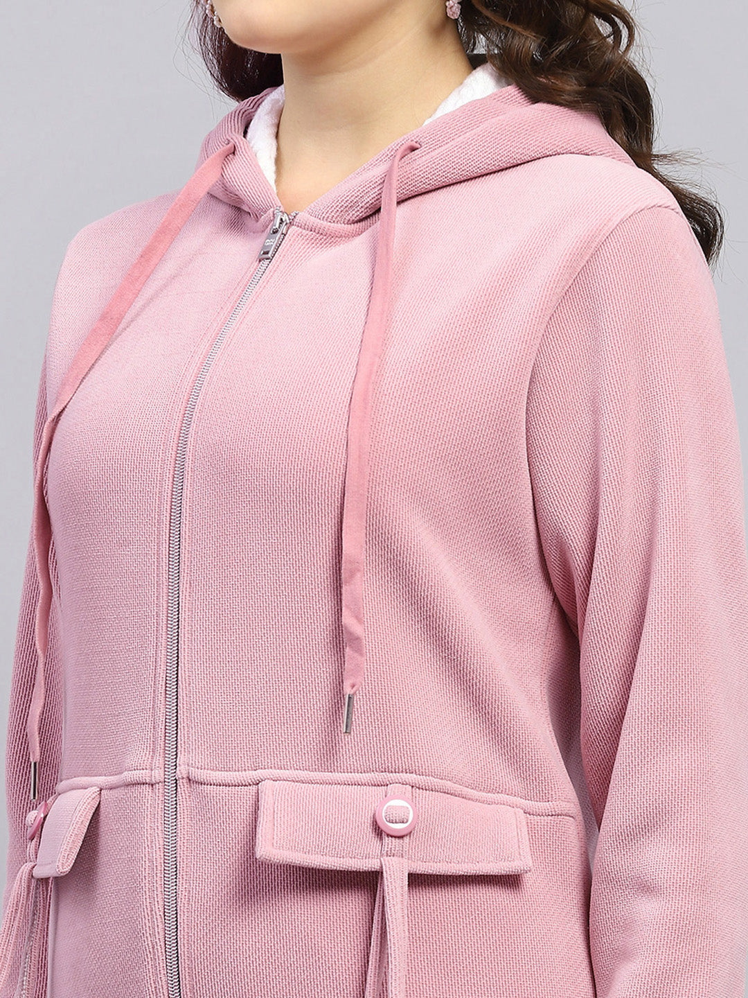 Women Peach Solid Hooded Full Sleeve Sweatshirt