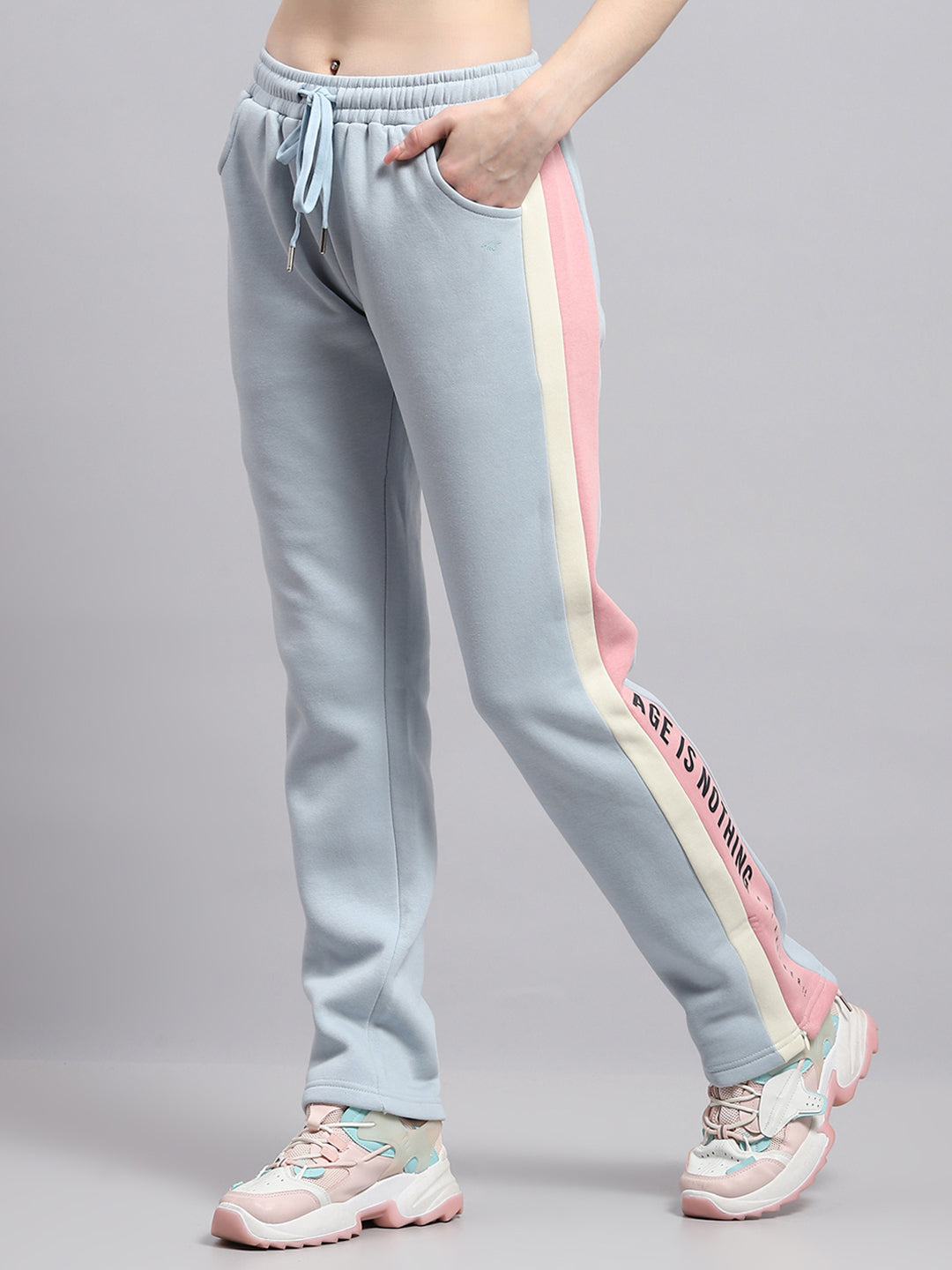 Women Sky Blue Printed Regular Fit Winter Lower