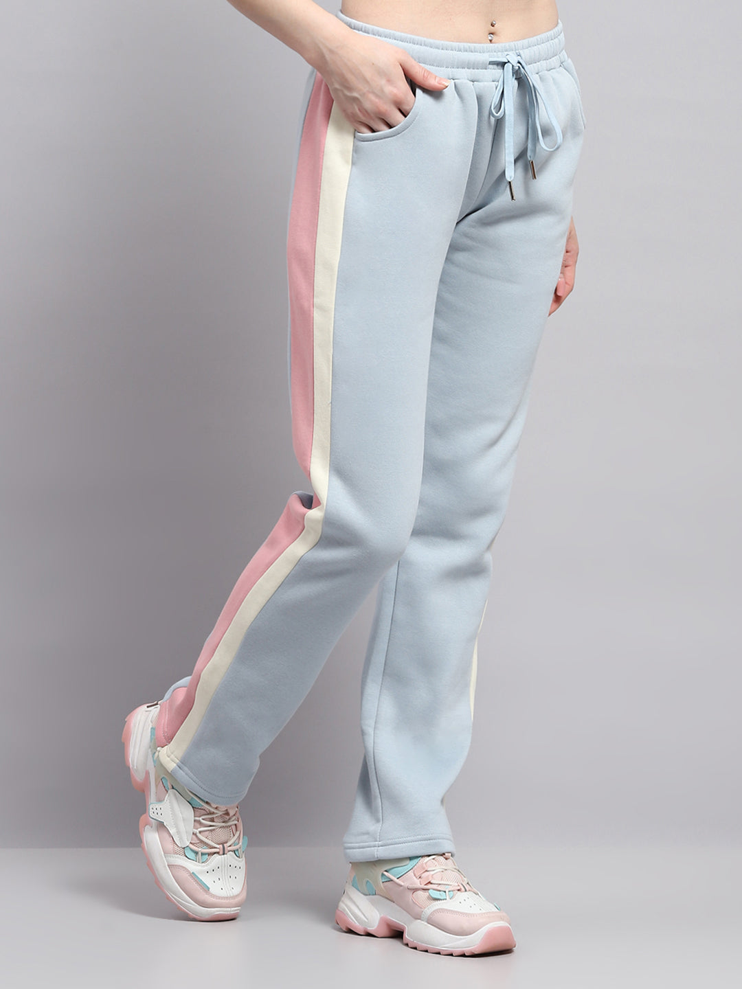 Women Sky Blue Printed Regular Fit Winter Lower