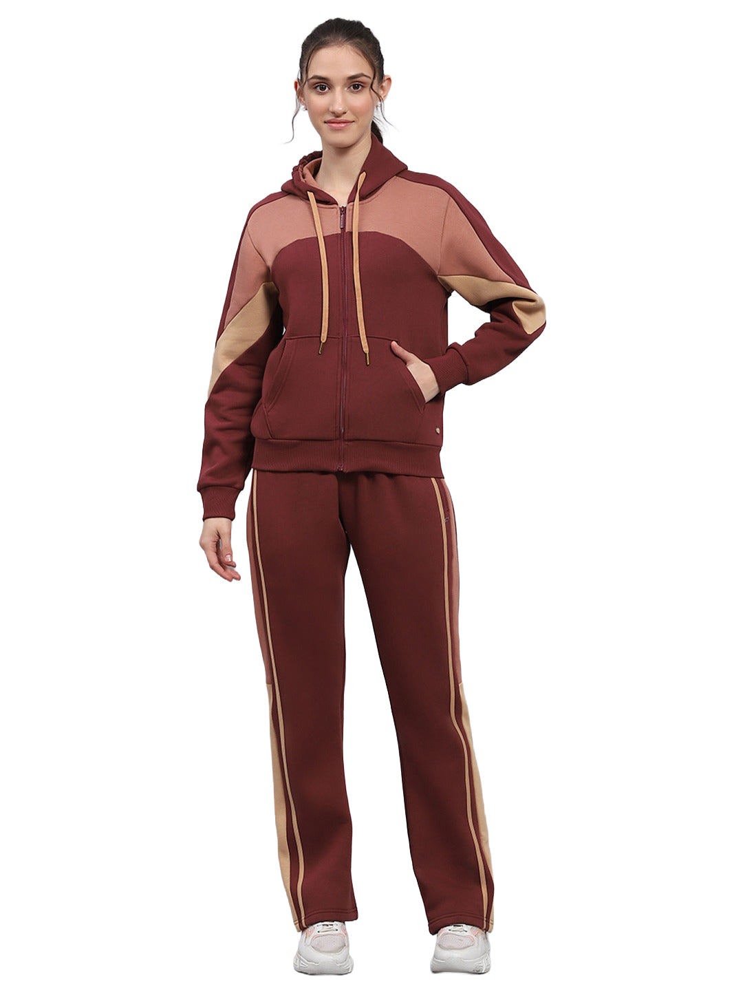 Women Maroon Solid Hooded Full Sleeve Winter Tracksuit