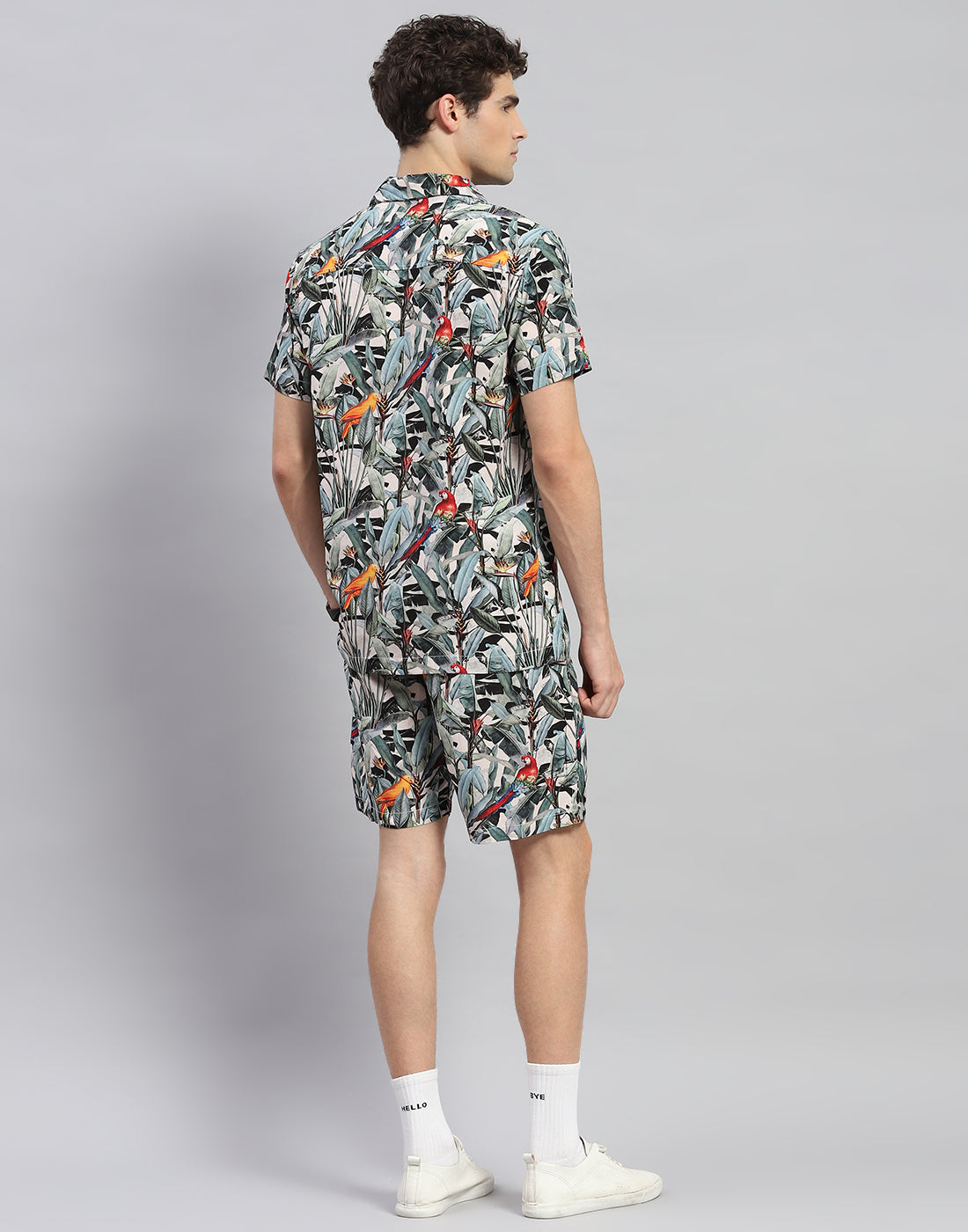 Men Green Floral Print Round Neck Half Sleeve Cords Set