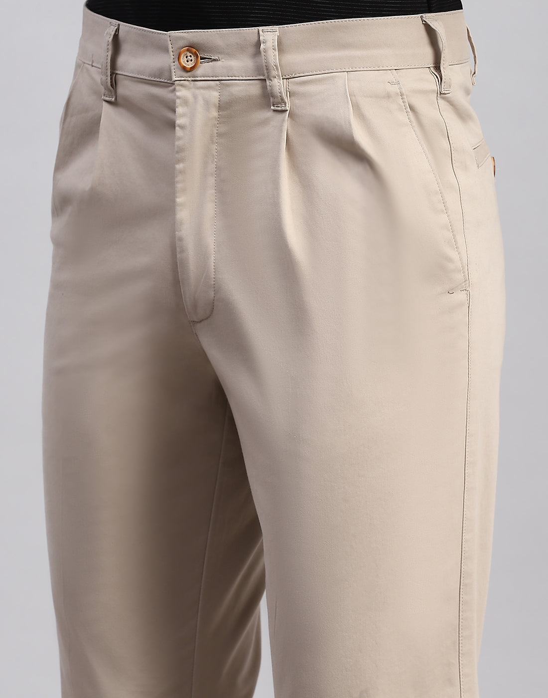 Men Khaki Solid Regular Fit Trouser