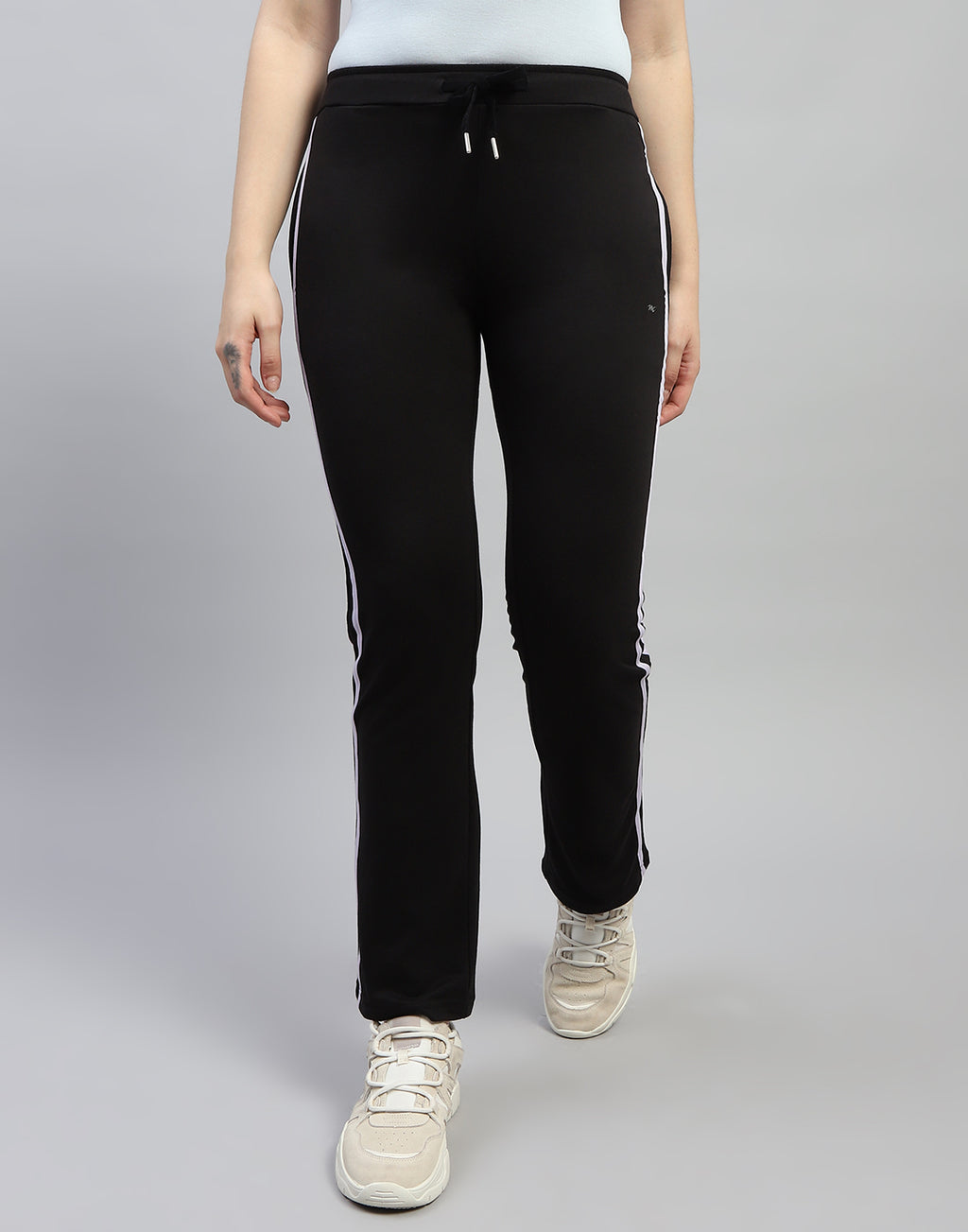 Women Black Solid Regular Fit Lower