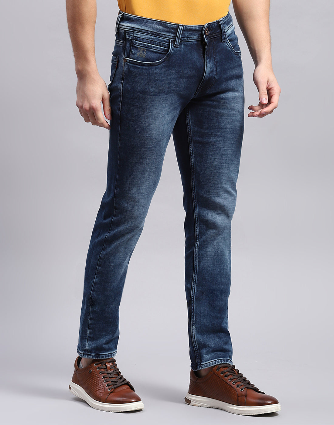 Men Blue Light Wash Slim Fit Denim