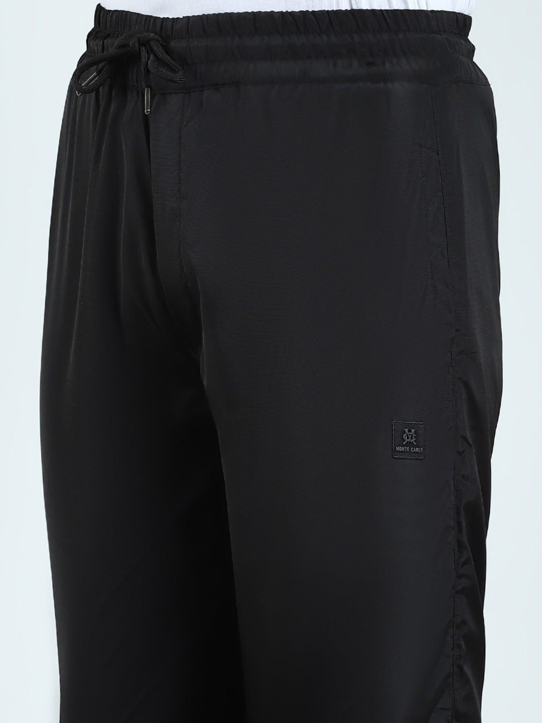 Men Black Solid Regular Fit Winter Lower