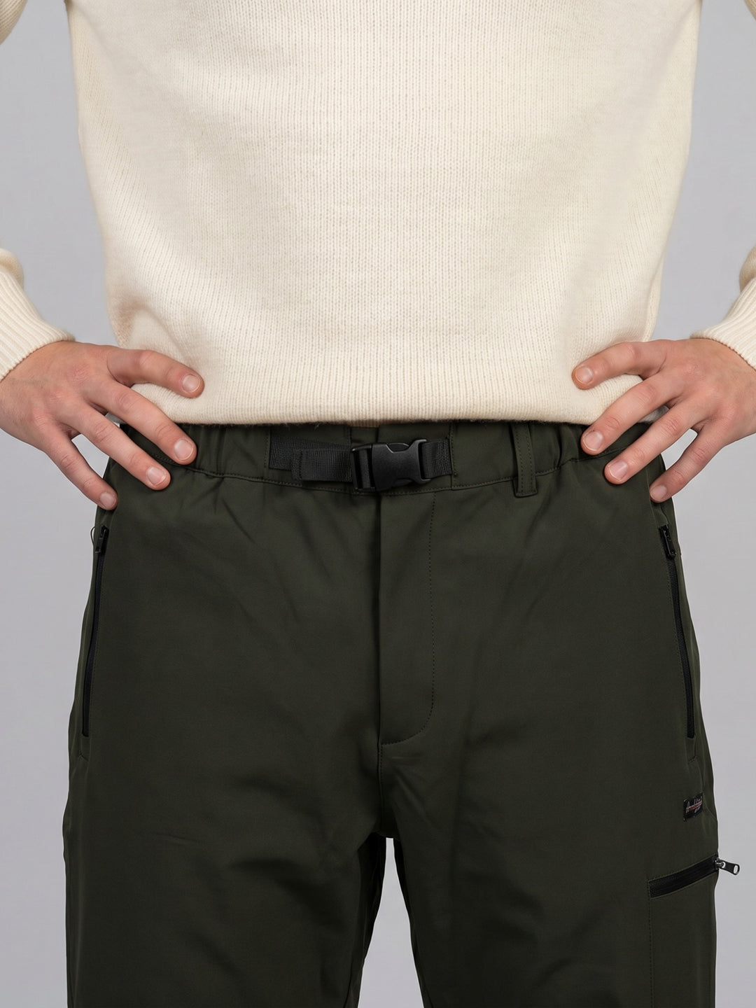 Men Olive Solid Regular Fit Winter Lower