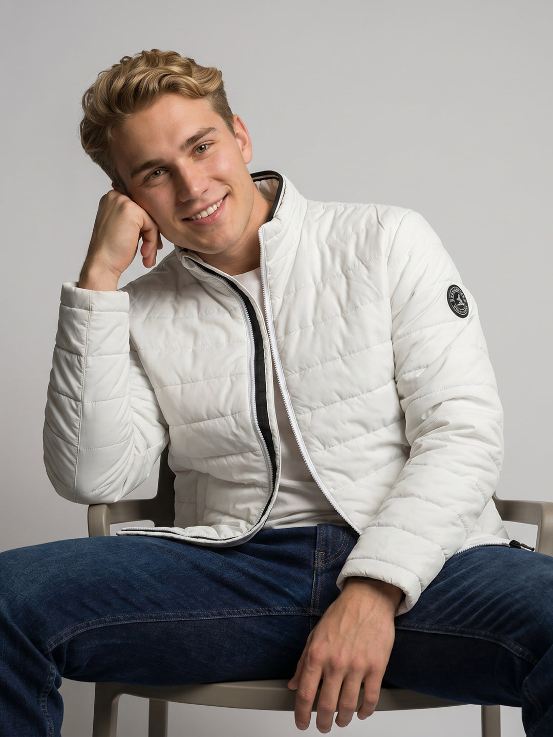 Rock.it Men White Solid Turtle Neck Full Sleeve Puffer Jacket