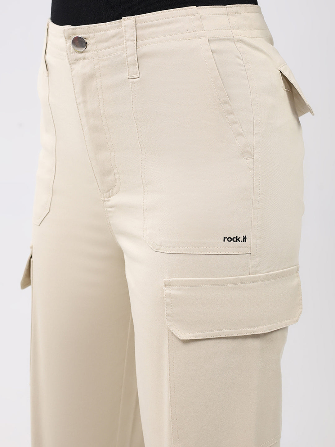 Rock.it Women Beige Solid Straight Fit Cargo
