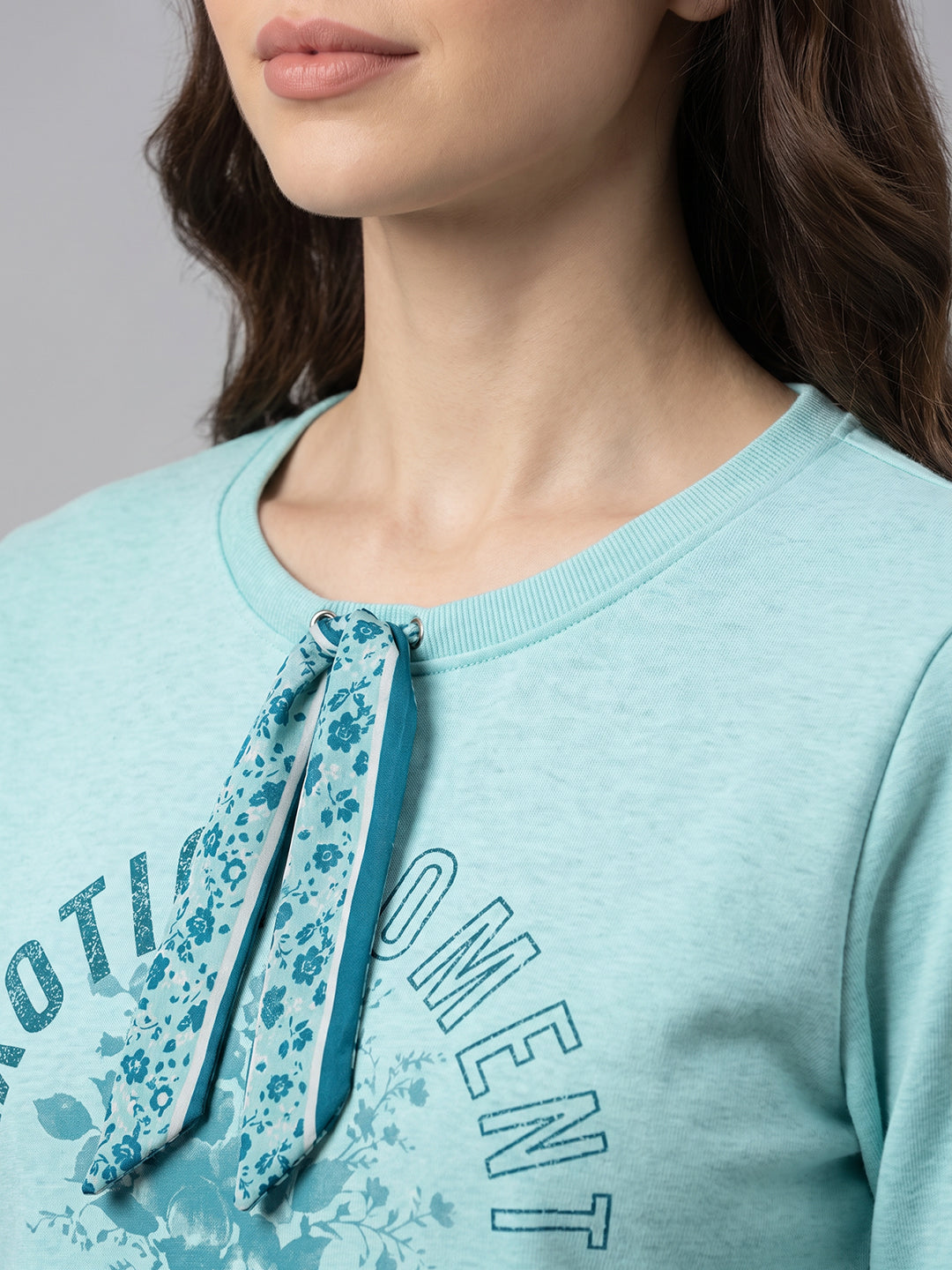 Women Blue Printed Round Neck Full Sleeve Sweatshirt