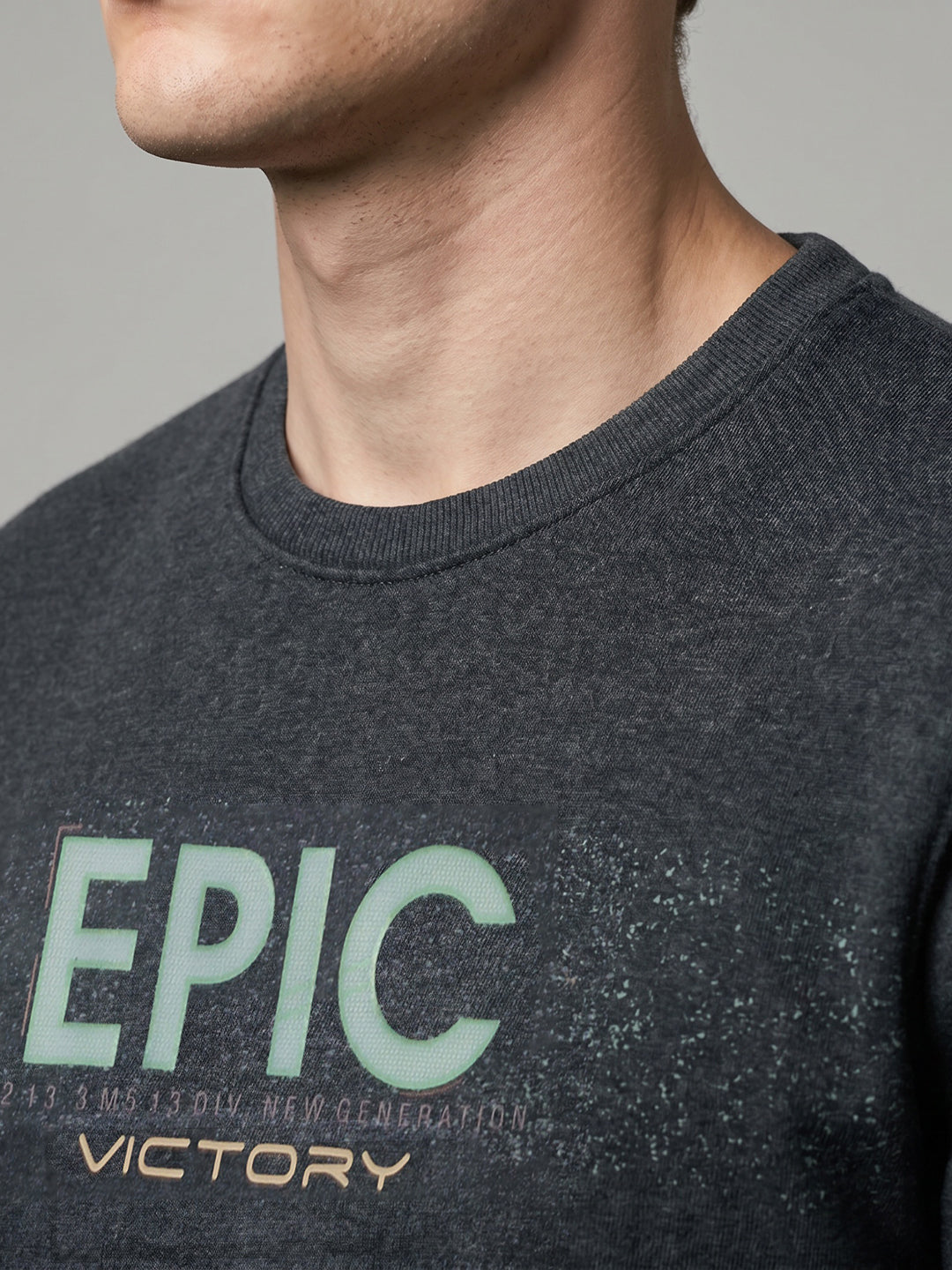 Men Grey Solid Round Neck Full Sleeve T-Shirt