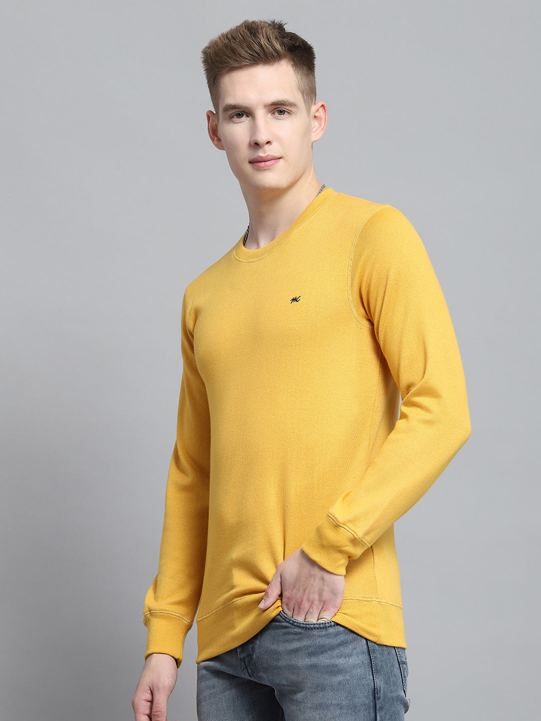Men Yellow Solid Round Neck Full Sleeve Winter T-Shirt