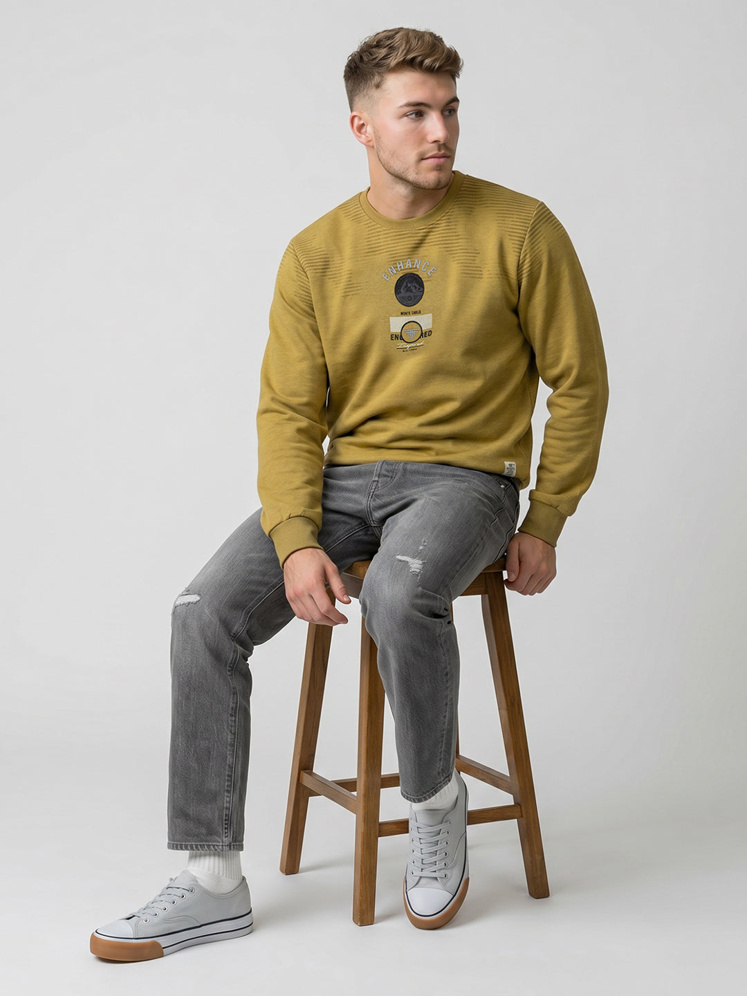 Men Mustard Printed Round Neck Full Sleeve Sweatshirt