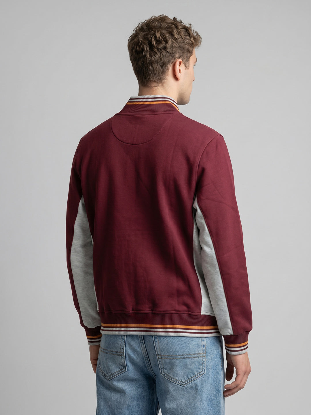 Men Maroon Solid Mock Neck Full Sleeve Sweatshirt