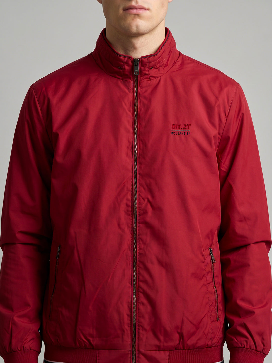 Men Red Solid Mandarin Collar Full Sleeve Bomber Jacket