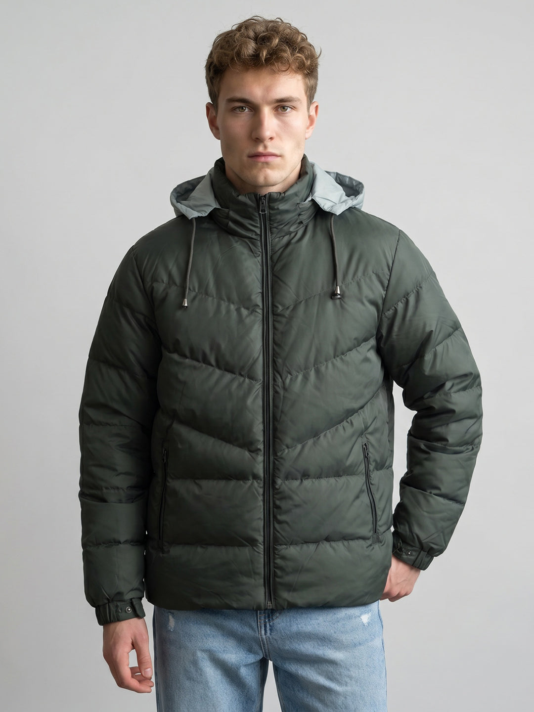 Men Grey Solid Stand Collar Full Sleeve Puffer Jacket