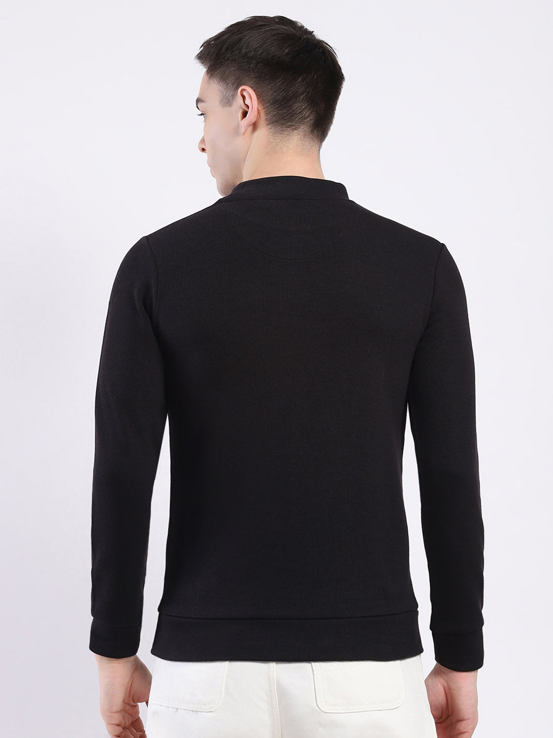 Men Black Solid Round Neck Full Sleeve Winter T-Shirt
