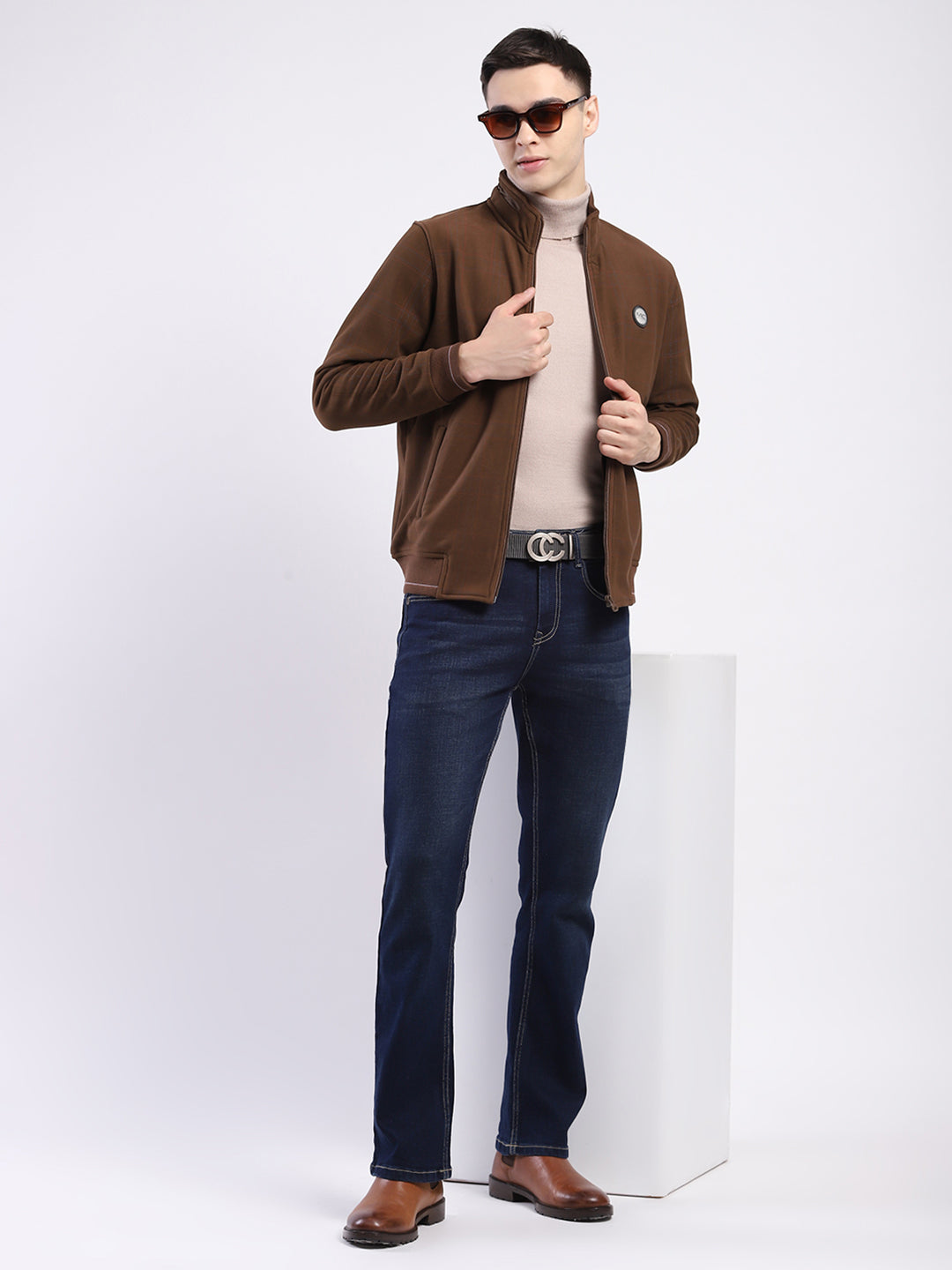 Men Brown Solid Mock Neck Full Sleeve Sweatshirt