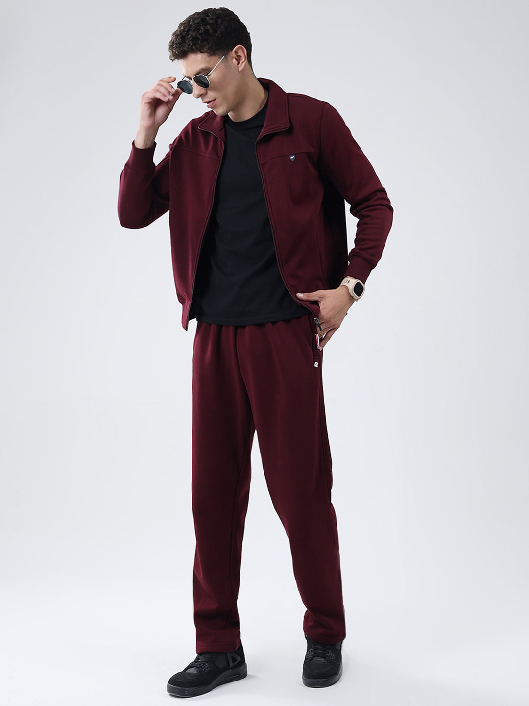 Men Maroon Solid Collar Full Sleeve Winter Tracksuit