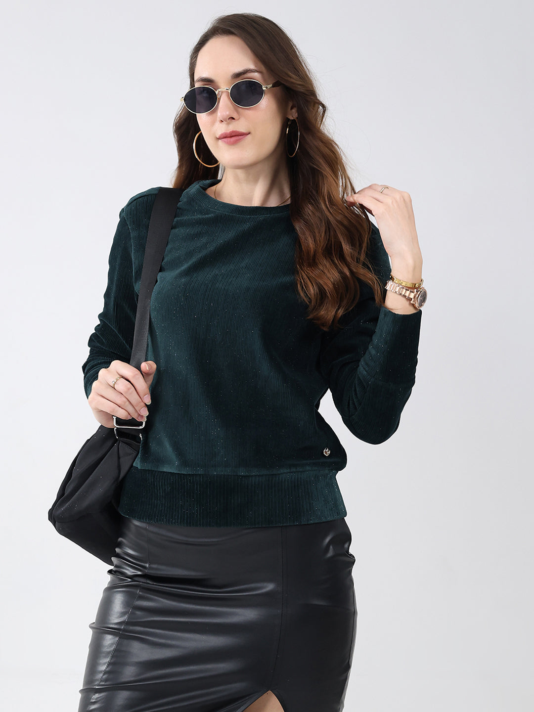 Women Bottle Green Solid Round Neck Full Sleeve Sweatshirt