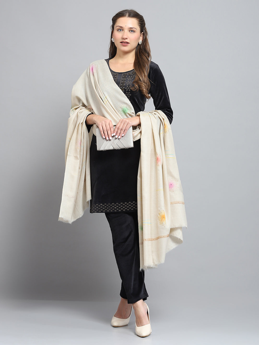 Women Cream Floral Print Shawl