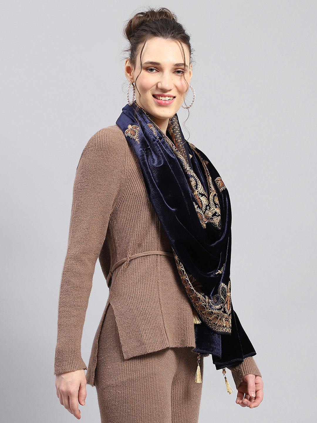 Women Navy Blue Self Design Stole