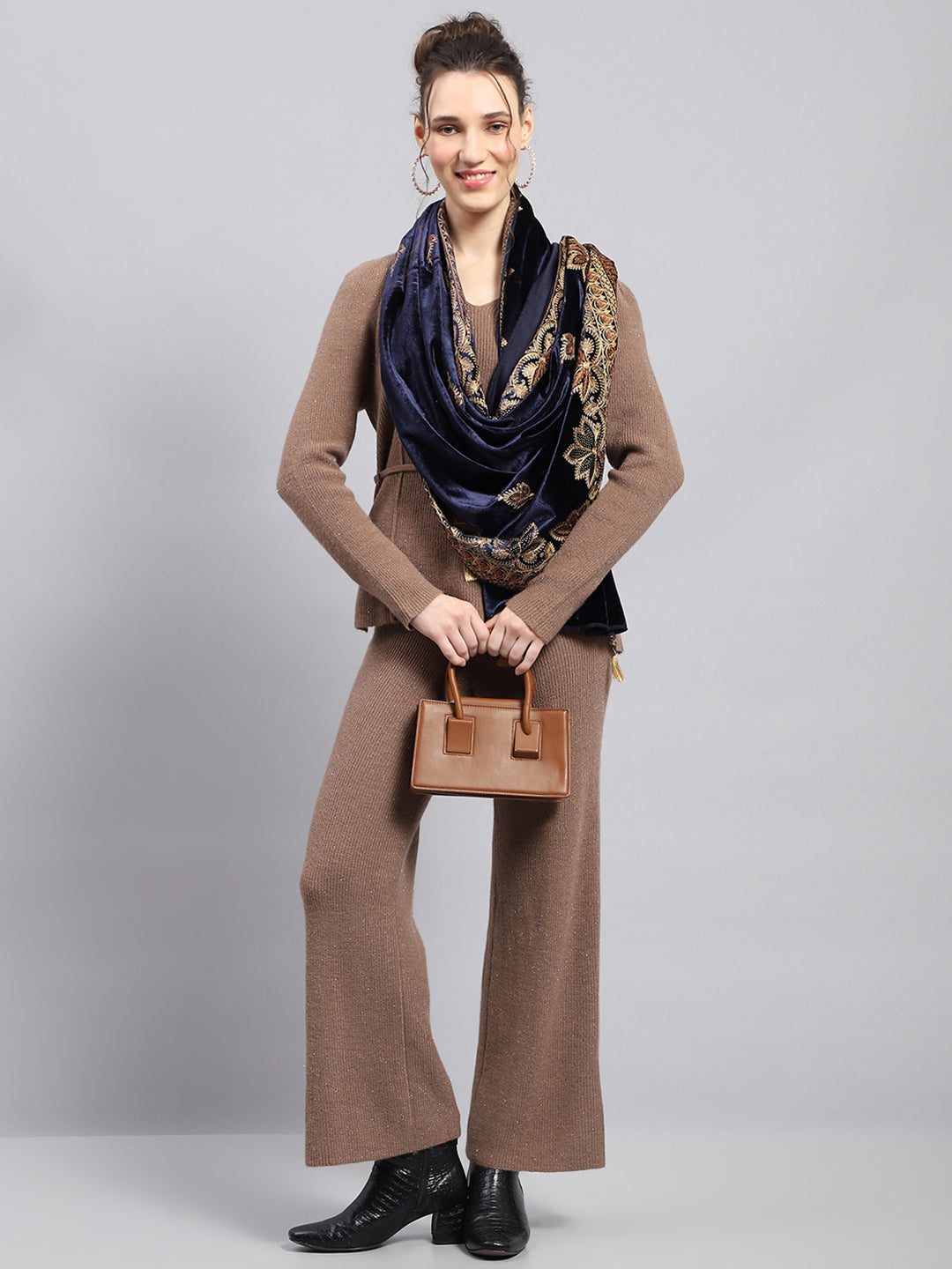 Women Navy Blue Self Design Stole