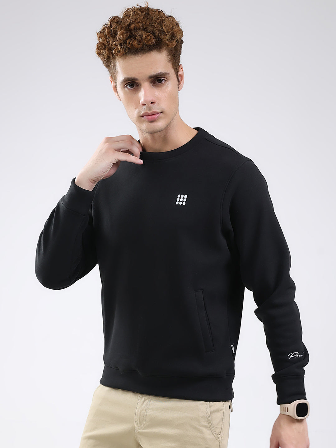 Rock.it Men Black Solid Round Neck Full Sleeve Sweatshirt