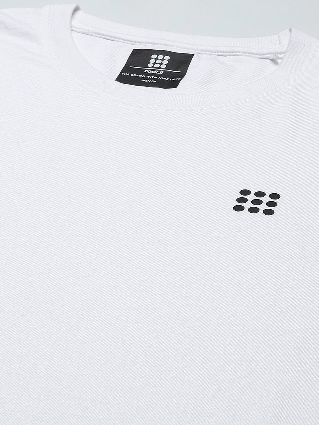 Rock.it Men White Solid Round Neck Full Sleeve Winter T-Shirt