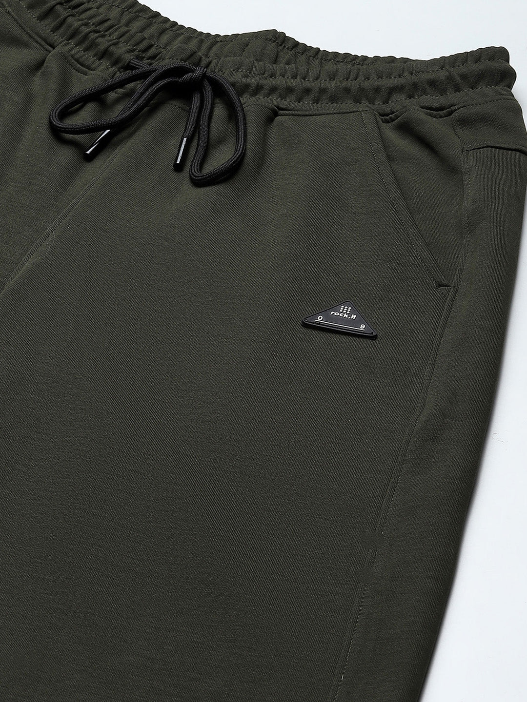 Rock.it Men Olive Solid Regular Fit Winter Lower