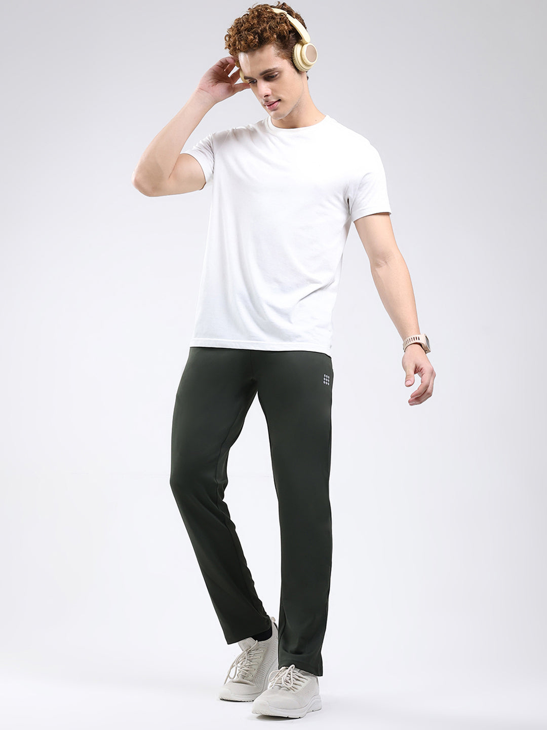 Rock.it Men Olive Solid Regular Fit Winter Lower