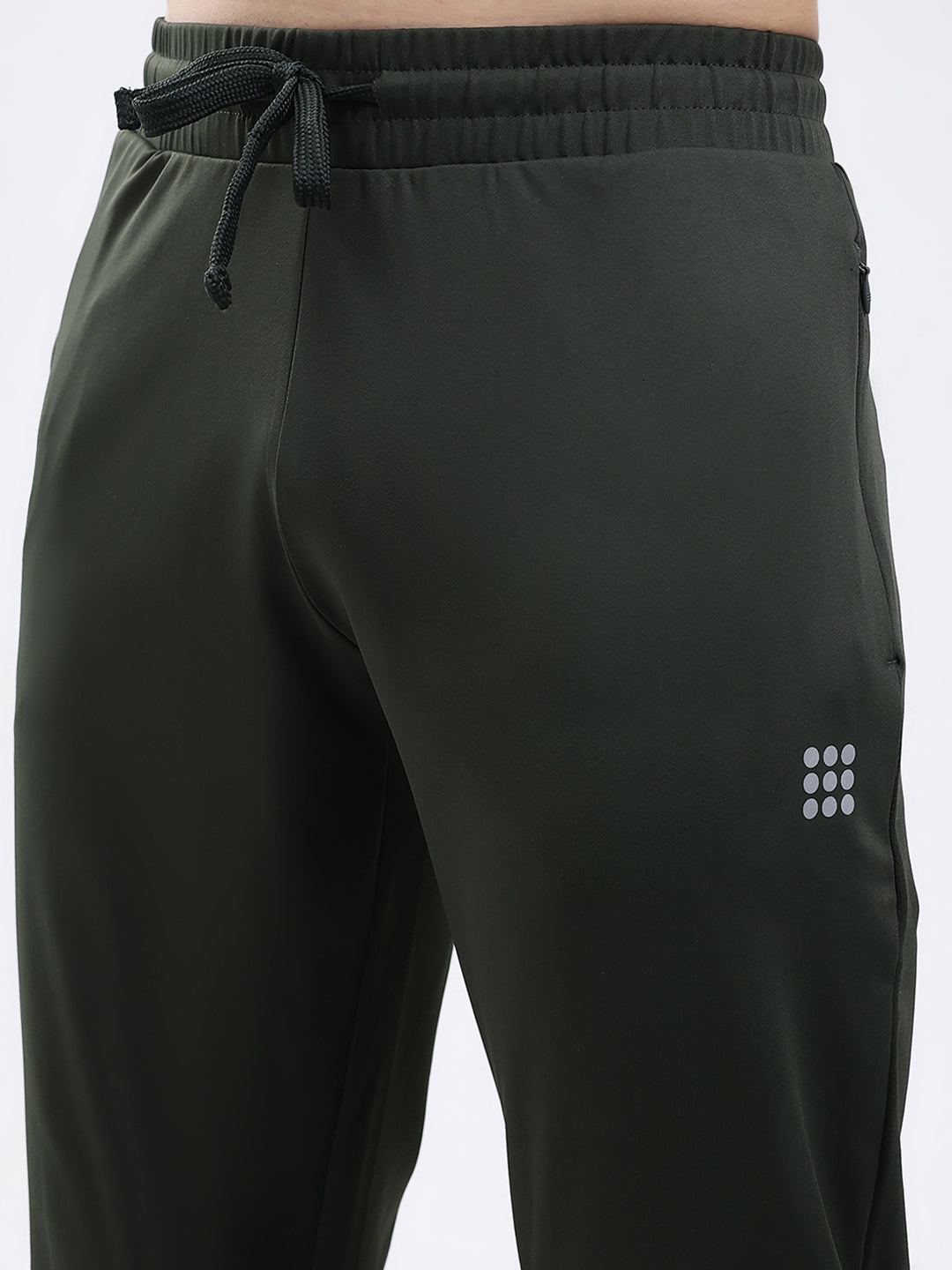 Rock.it Men Olive Solid Regular Fit Winter Lower