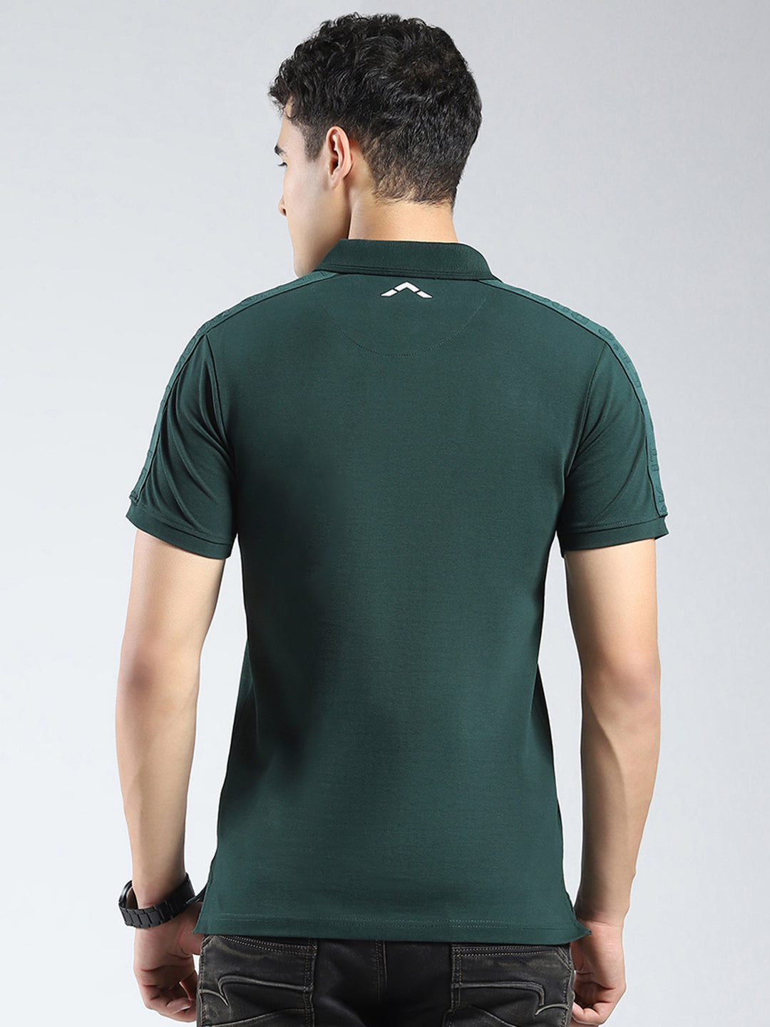 Rock.it Men Green Solid Collar Half Sleeve T-Shirt